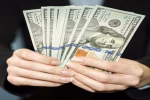 O que está acontecendo com o dólar hoje